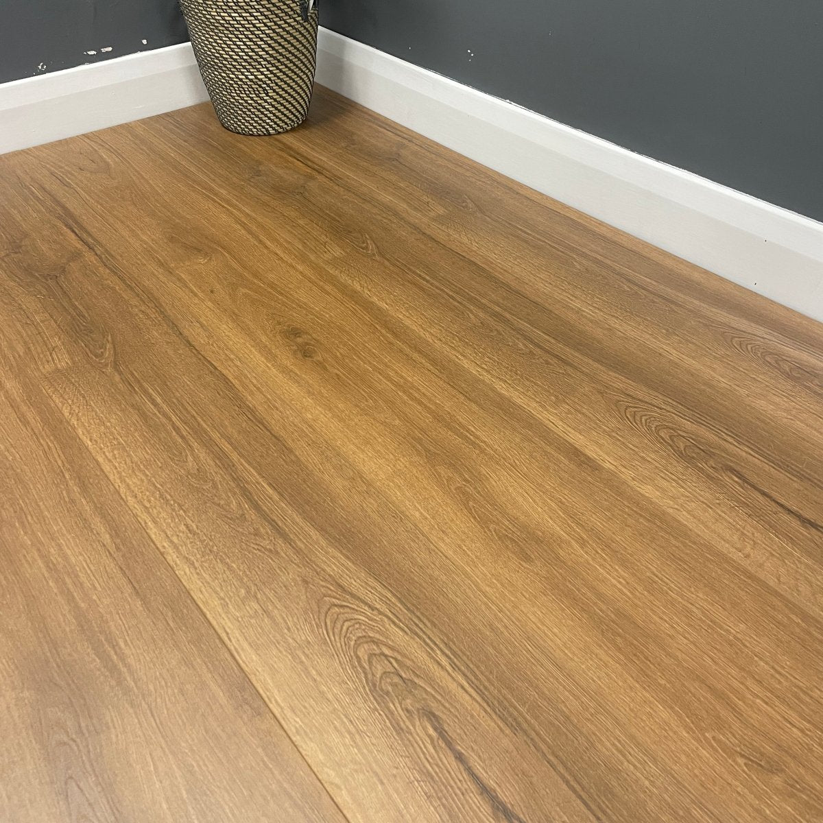 Baum Aqua Plus Bronzed Oak Long Plank 12mm