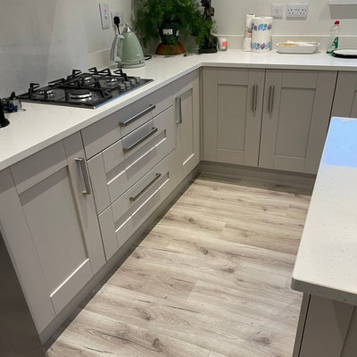 Konig Essence Vintage Grey Oak 8mm