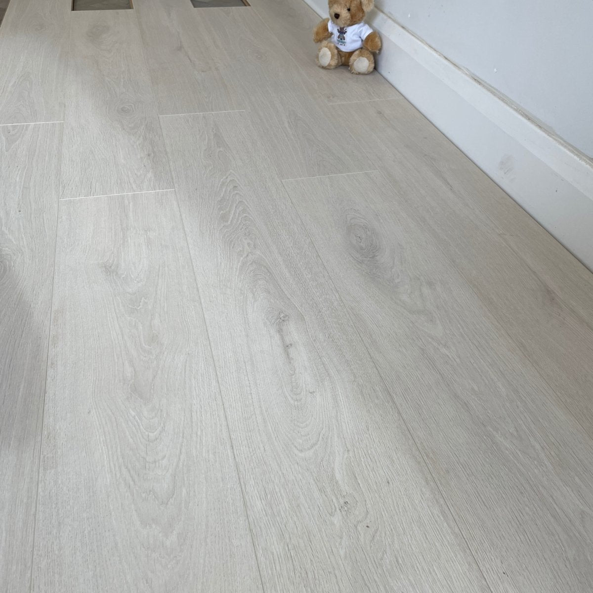 Konig Essence Arctic Oak 12mm