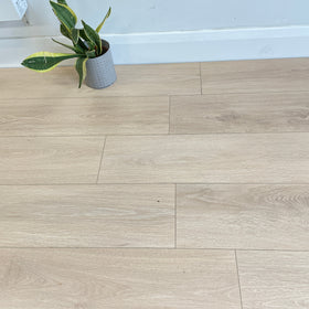 Laminate Plank Floor Light Natural Oak 12mm Flooring Home Interior Design Living Room Kitchen