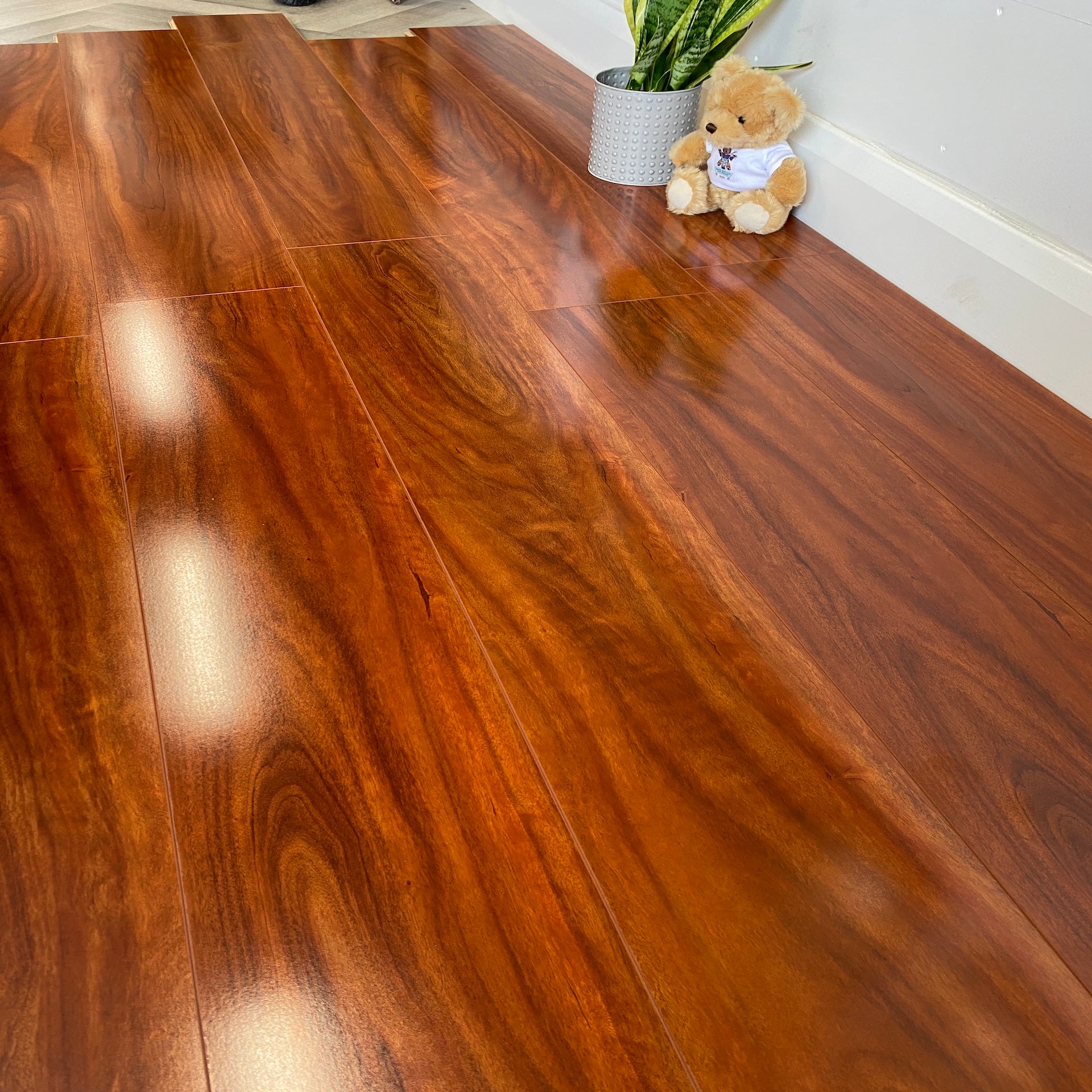 Konig Essence Acacia Oak 12mm