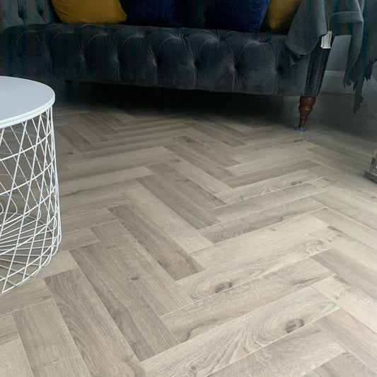 Konig Prestige Harvest Oak Herringbone
