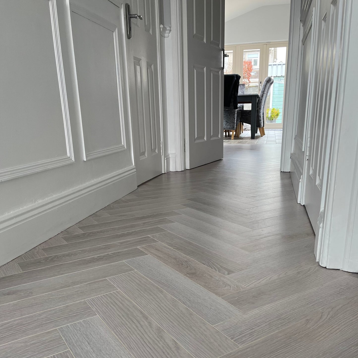 Konig Prestige Seattle Oak Herringbone