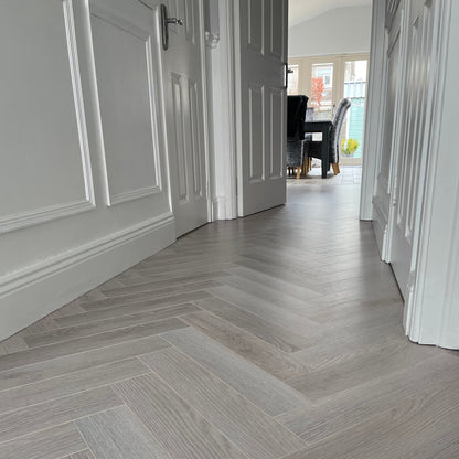 Konig Prestige Seattle Oak Herringbone
