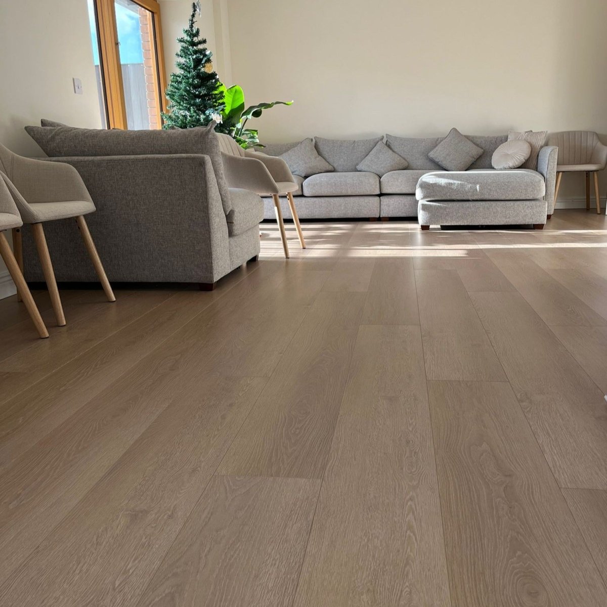 Baum Aqua Plus Oslo Oak Long Plank 12mm