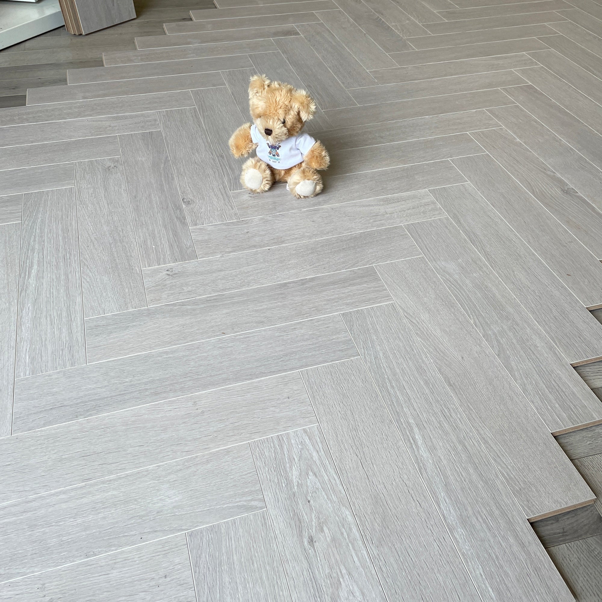 Konig Prestige Greystone Oak Herringbone