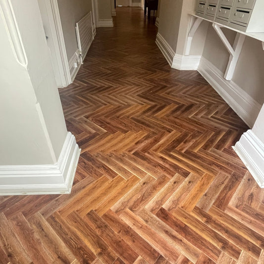 Konig Prestige Cinnamon Oak Herringbone
