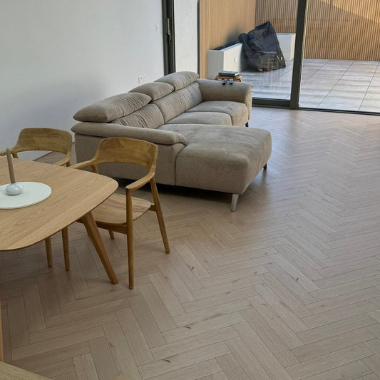 Konig Prestige Albany Oak Herringbone