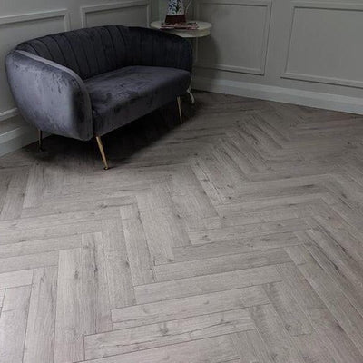 Konig Prestige Oak Robust Grey Herringbone