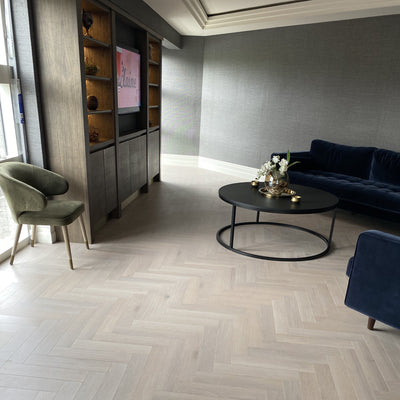 Konig Prestige Glazed Oak Herringbone