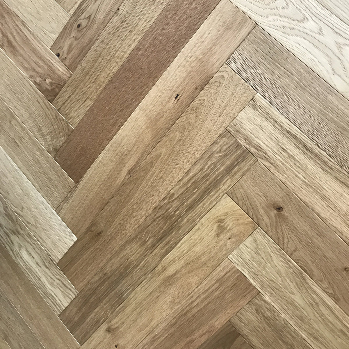 Konig Native Brushed Oak Natural Herringbone