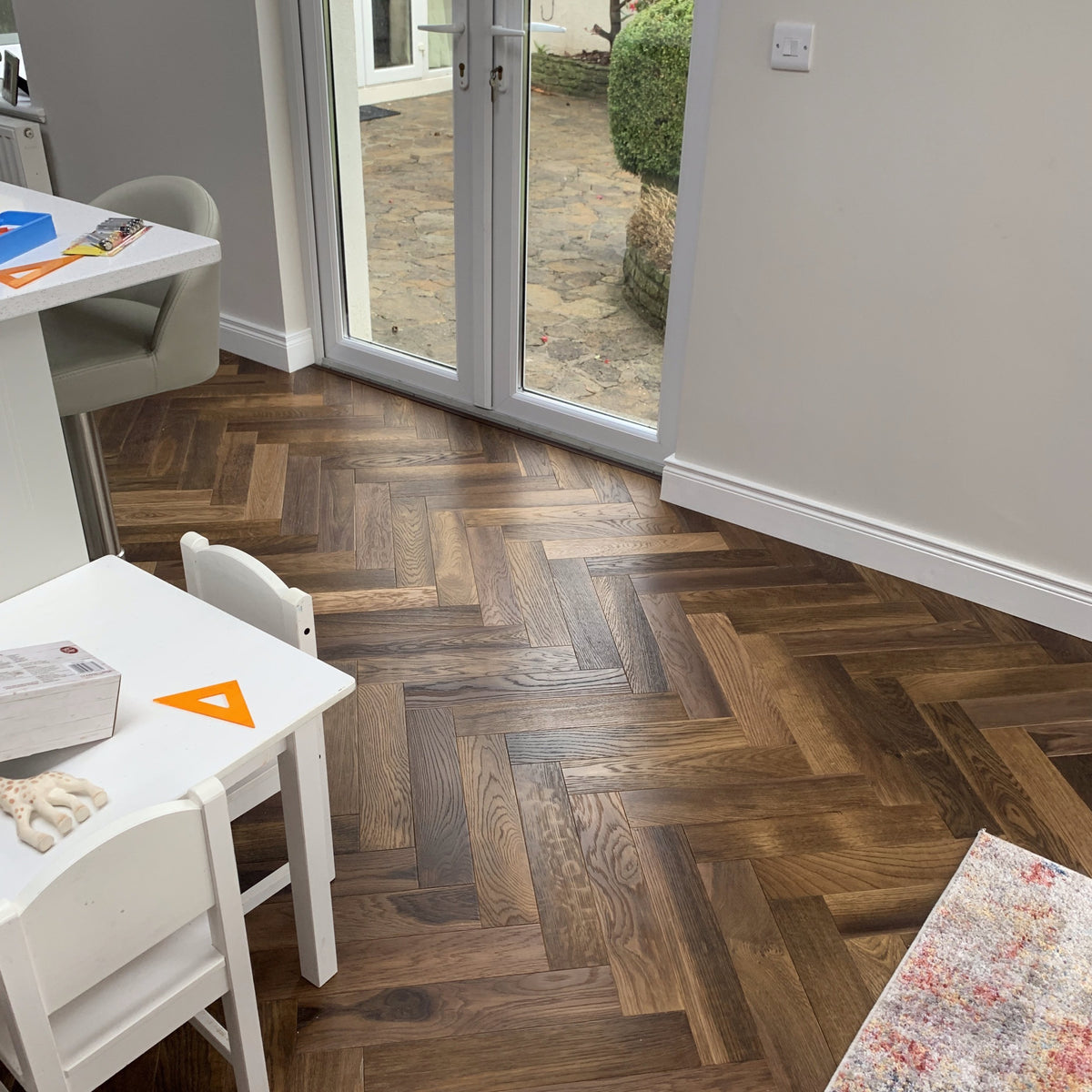 Lignum Strata Oak Double Smoked Herringbone 90