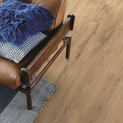 Pergo Moorland Oak Laminate (Modern Plank 4V)