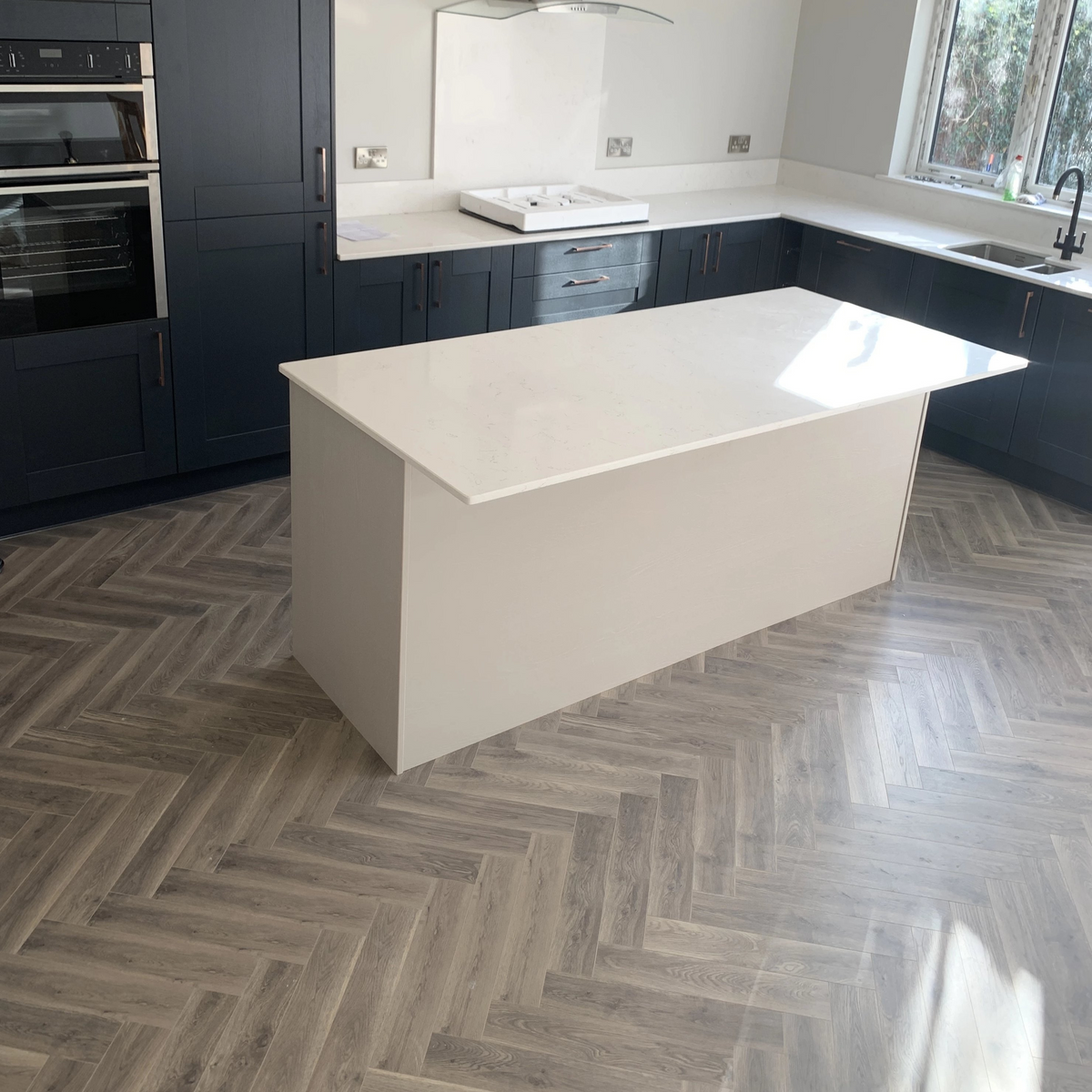 Konig Prestige Rustic Limed Oak Herringbone